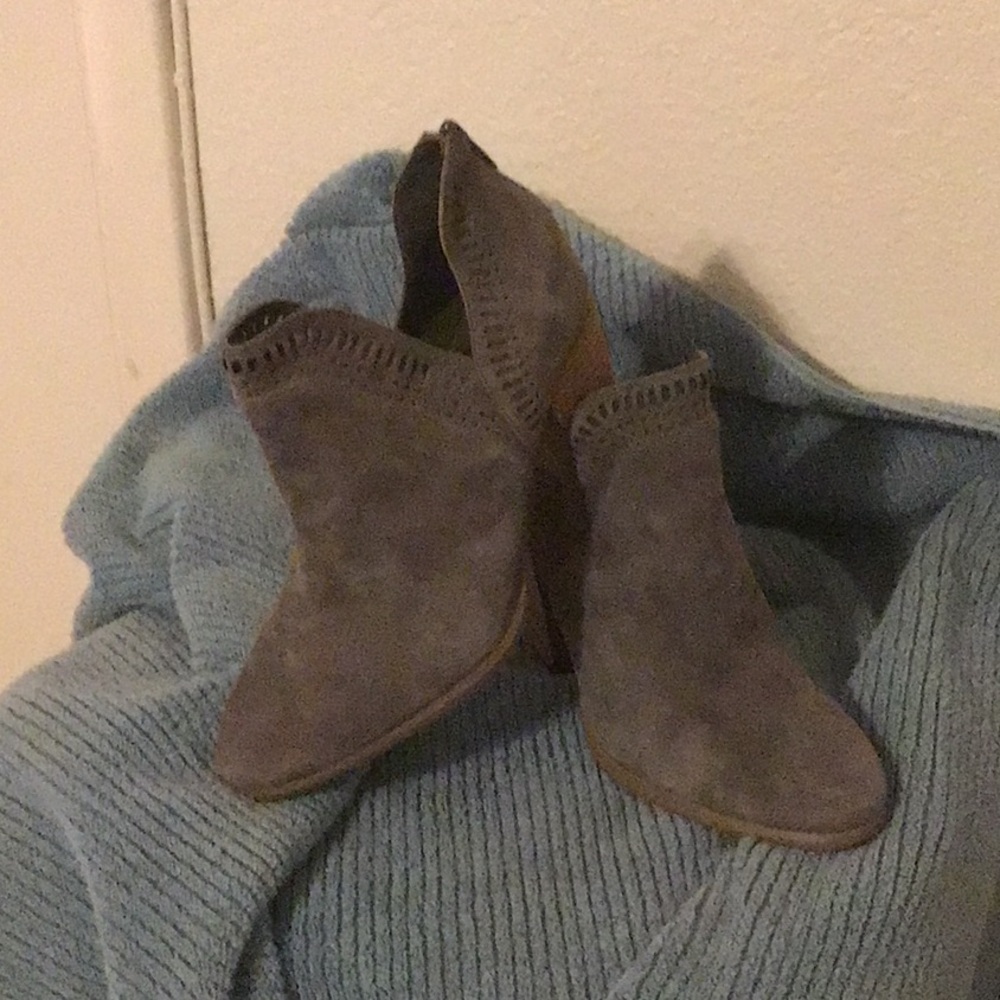 Vince Camuto Ankle Bootie